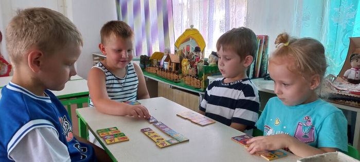 Игра Логическое домино